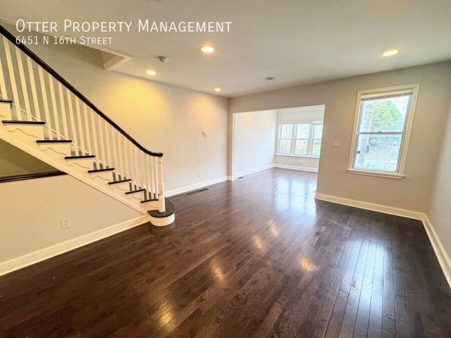 Photo - 6451 N 16th St