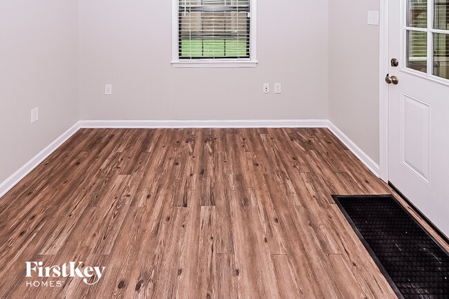 Photo - 7066 Scepter Dr