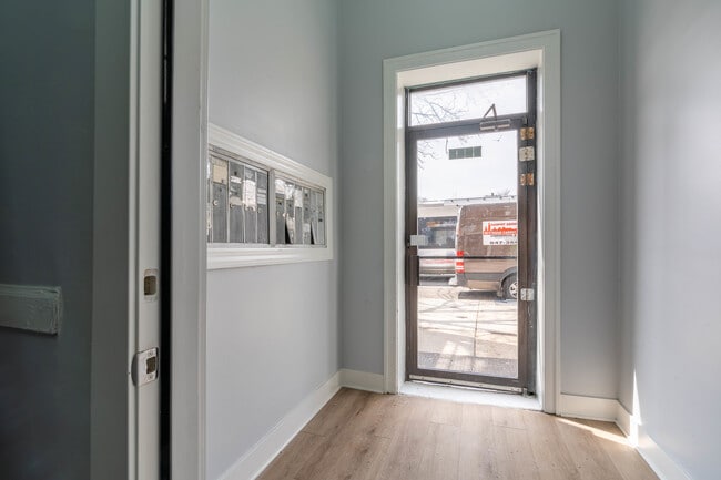 Photo - 6239 N Western Ave Unit 311