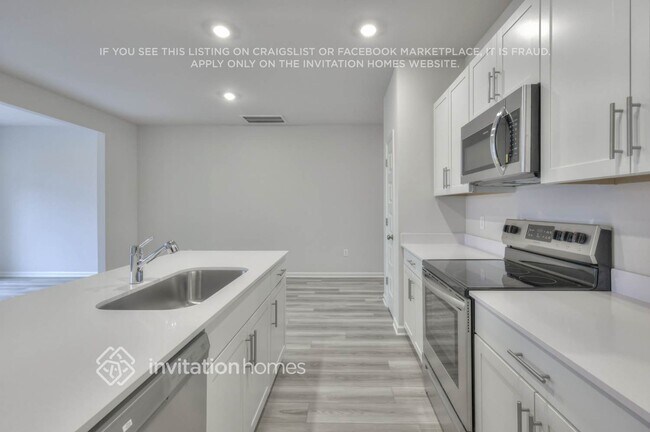 Photo - 1003 Legacy Ct