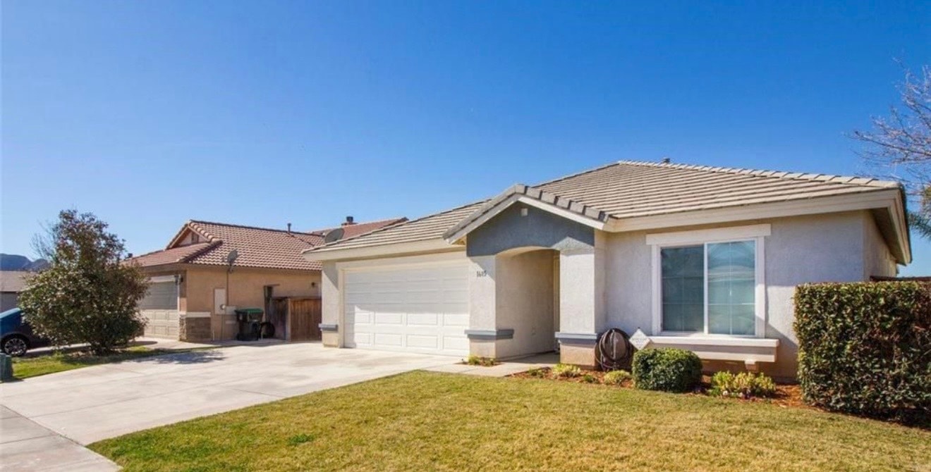 Photo - 1605 Stoneside Dr
