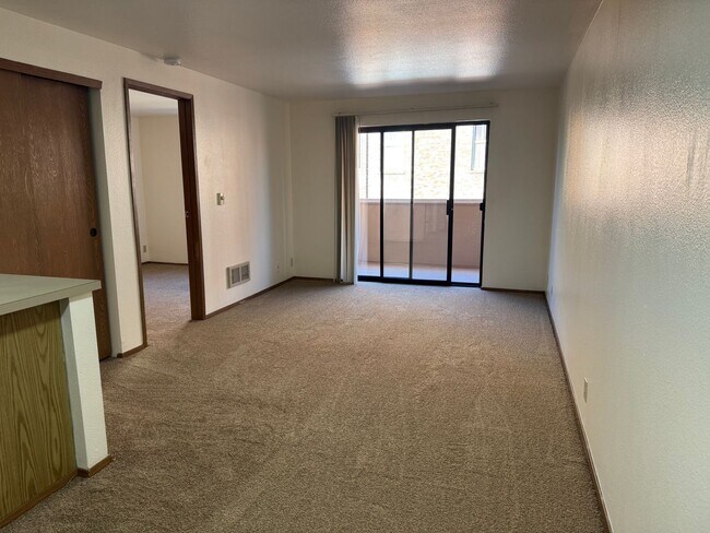 Photo - Park Royal Apartments