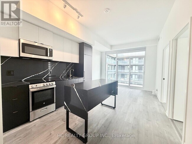Photo - 285 Dufferin St Unit 1106