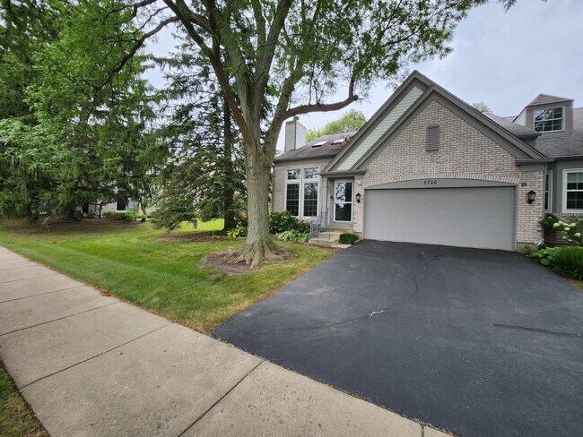 Photo - 1700 Coach Dr