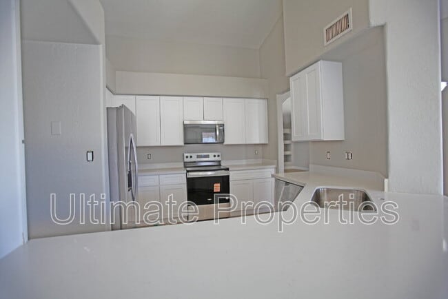 Building Photo - 5125 N 78th Dr