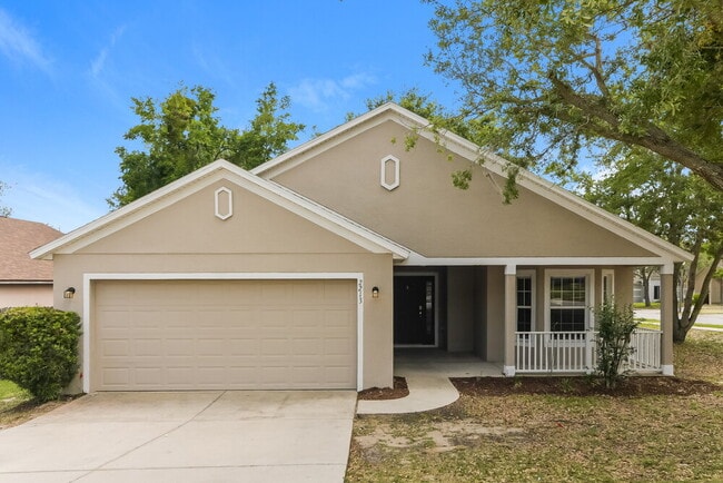 Building Photo - 2213 Merry Rd