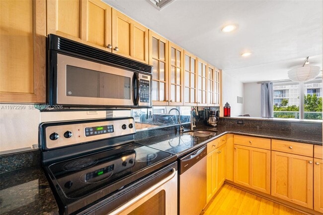 Photo - 1000 West Ave Unit 208