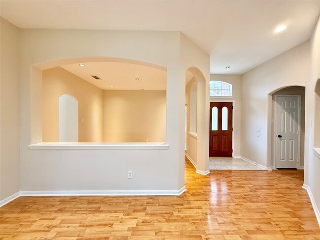 Photo - 11514 Hills Bridge Ln