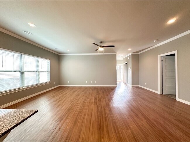 Photo - 2067 N Penelope Ln Unit 1