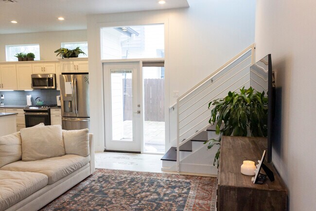 Photo - 1409 Singleton Ave