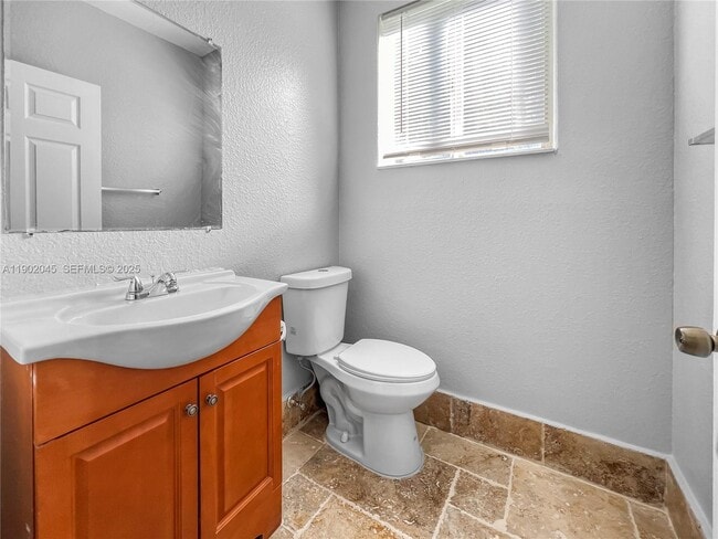 Photo - 1736 NE 9th Dr