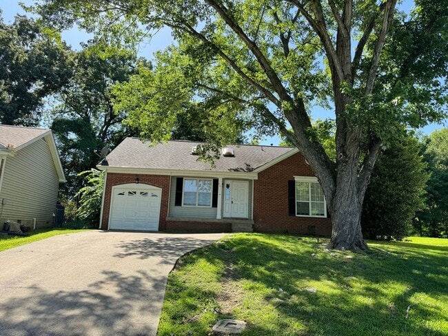 Building Photo - 69 Grassmire Dr