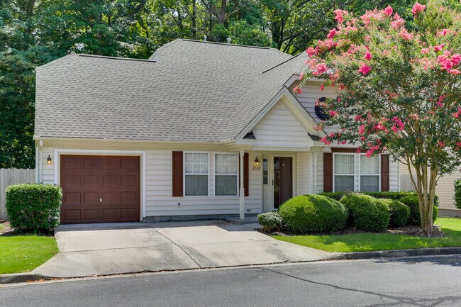 Photo - 1133 Lady Ashley Dr