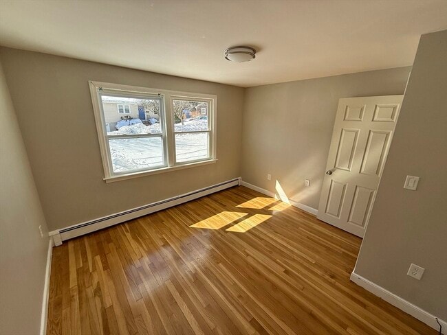 Photo - 252 Mechanic St