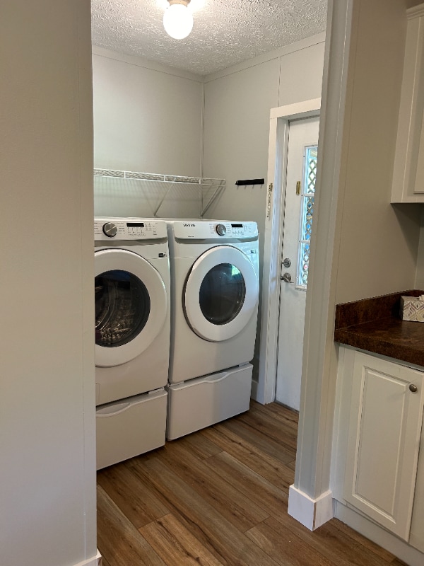 Photo - 33 T and E Ln