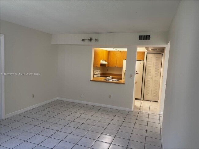 Photo - 14909 SW 104th St Unit 18-11