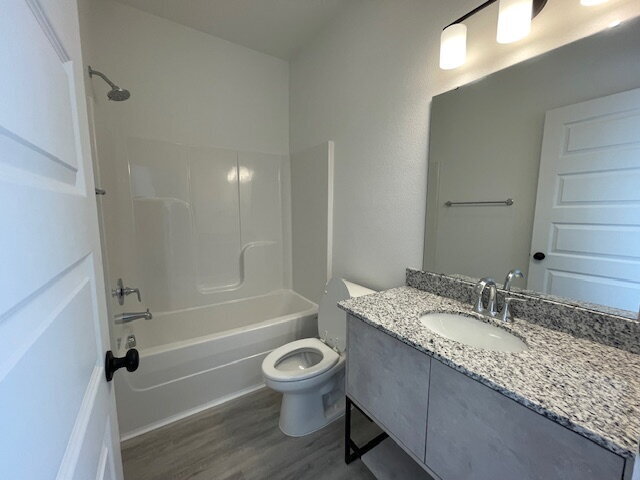 Photo - 861 Massachusetts Ave