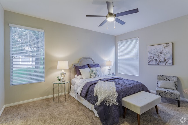 2BR, 2BA - 1,121 SF "The Ridge"