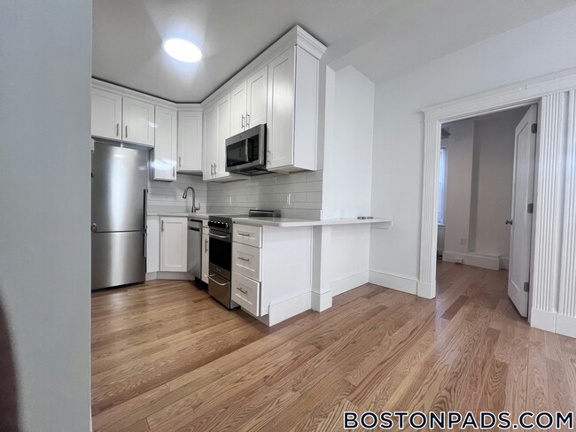 Photo - 175 Hemenway St Apartment Unit 15