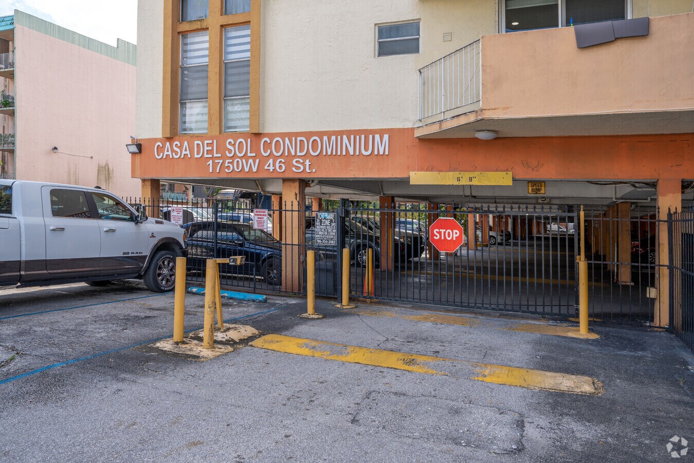 1750 W 46th St Hialeah, FL, 33012 - Casa Del Sol Condominiums