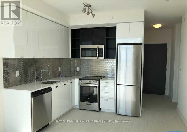 Photo - 10 De Boers Dr Unit 1315