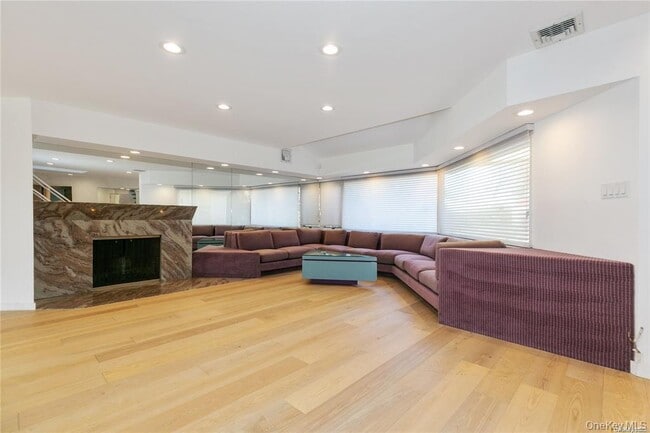 Photo - 70 Shelley Ln