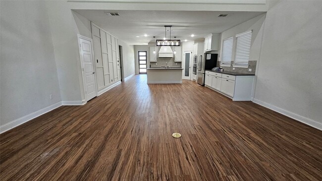 Photo - 18777 Laurel Hills Dr