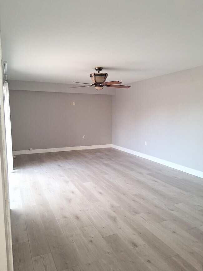 Photo - 6221 62nd Way