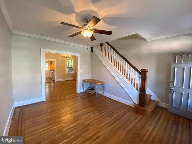 Photo - 3616 Parkdale Ave Townhome