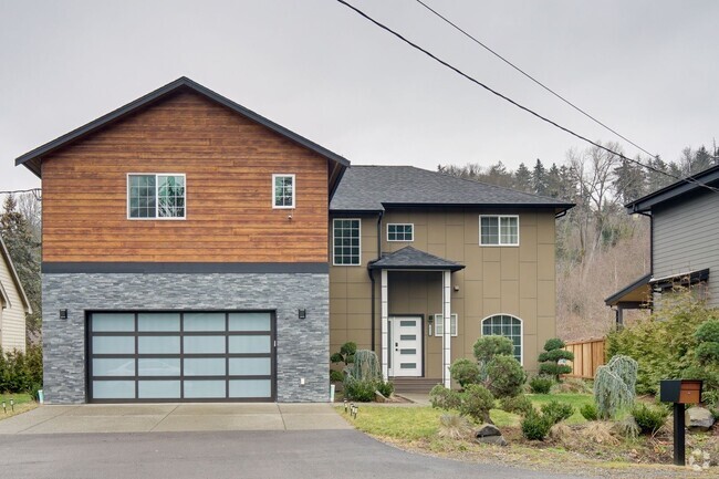 Building Photo - Lakota Spacious 2 story includes lawn care Rental