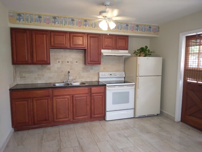 Photo - 27681 Okeana St Unit 7