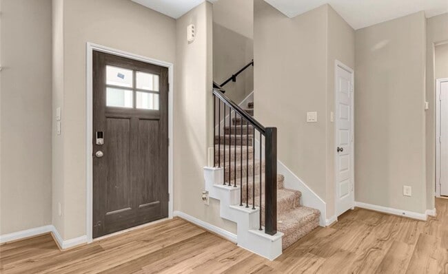 Photo - 16104 Oregon Oak Dr