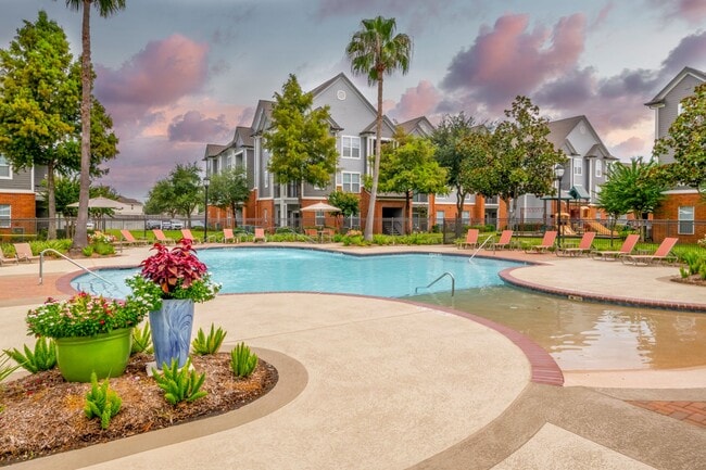 The Fenwick Apartment Homes