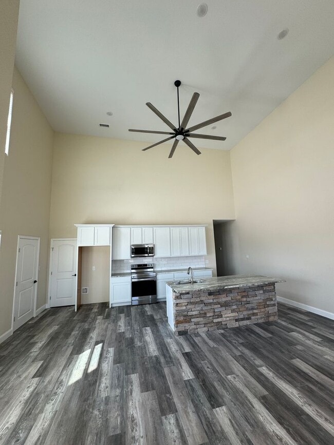 1312 Johnson Bend Rd