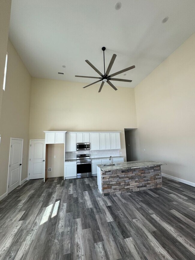 Photo - 1312 Johnson Bend Rd