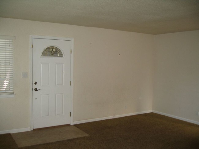 Photo - Folsom Duplex