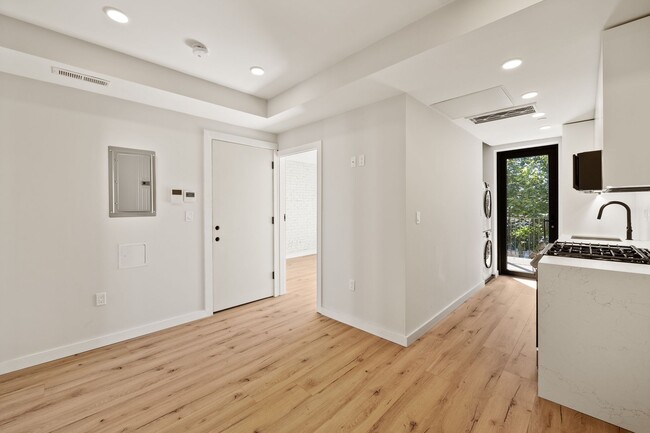 Photo - 141 N St Condo