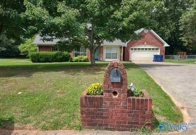 Building Photo - 116 Dawn Dr