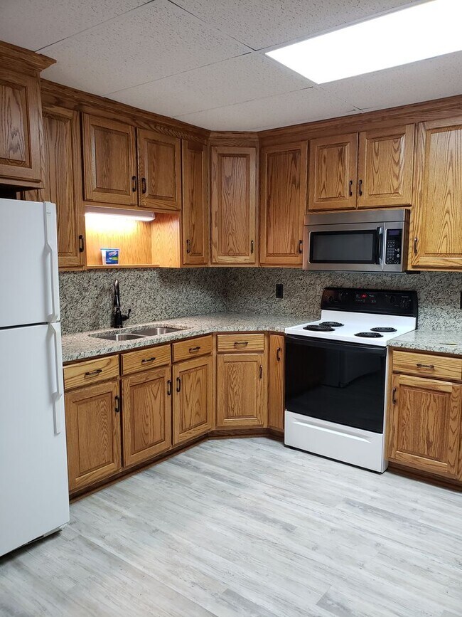 Photo - 15475 Oak Rd Unidad Apt. 4