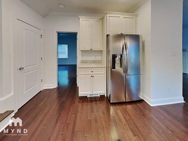 Photo - 211 Idlewild Ave