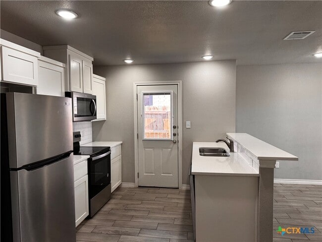 Photo - 2108 Saulsbury Dr Unit B