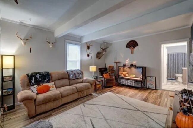Living Room - 212 E Howard St Unit Lower 1
