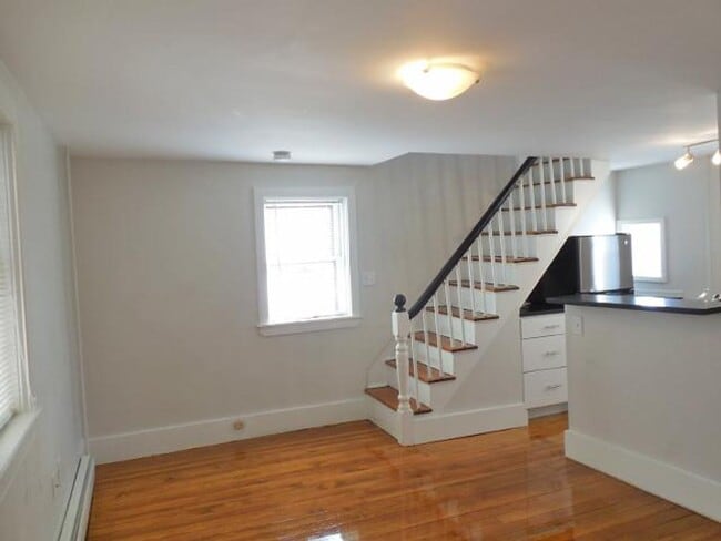 Building Photo - 12 Smith Ave Rental