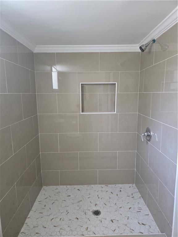 Photo - 2435 Bouldercliff Way SE