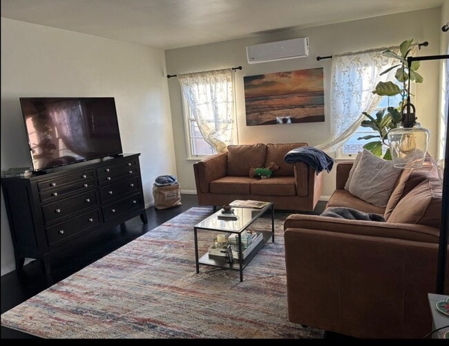 Photo - 1451 San Juan St