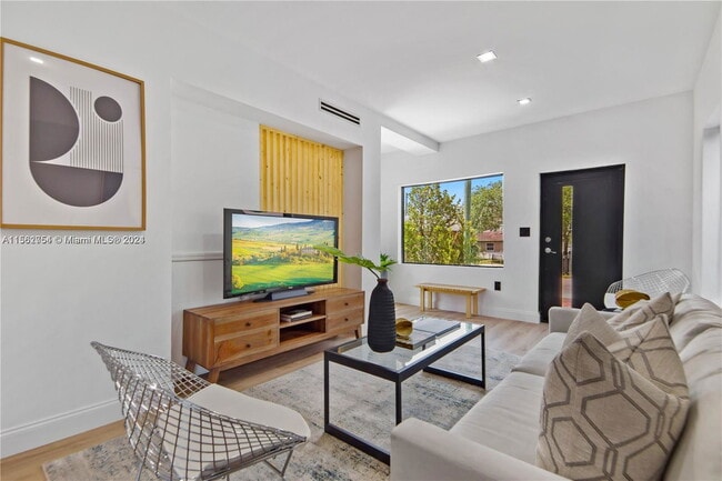 Photo - 4108 SW 62nd Ave