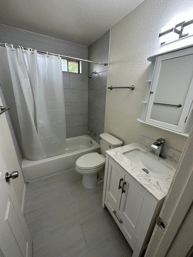 Photo - 514 N Locust St
