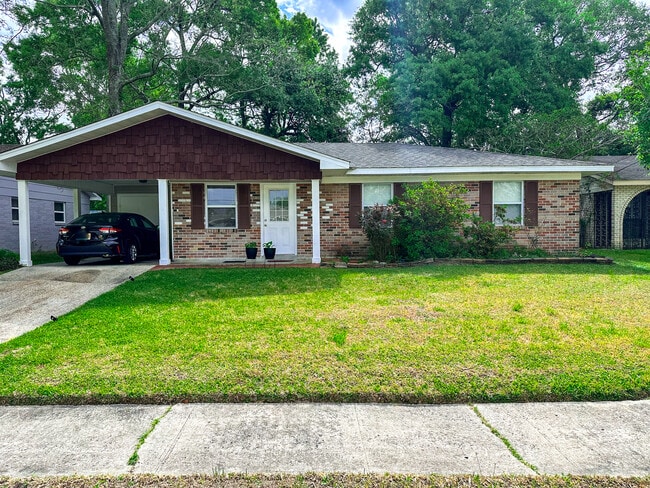 Building Photo - 3834 Brookwood Dr Rental
