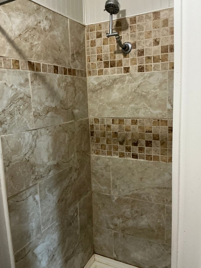 Photo - 2411 Fox Ave Unit 2411-C