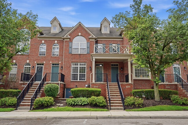 Building Photo - 39475 Springwater Dr